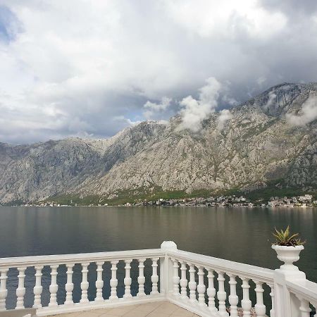 Apartments Sovran Vila Marija Prčanj 外观 照片