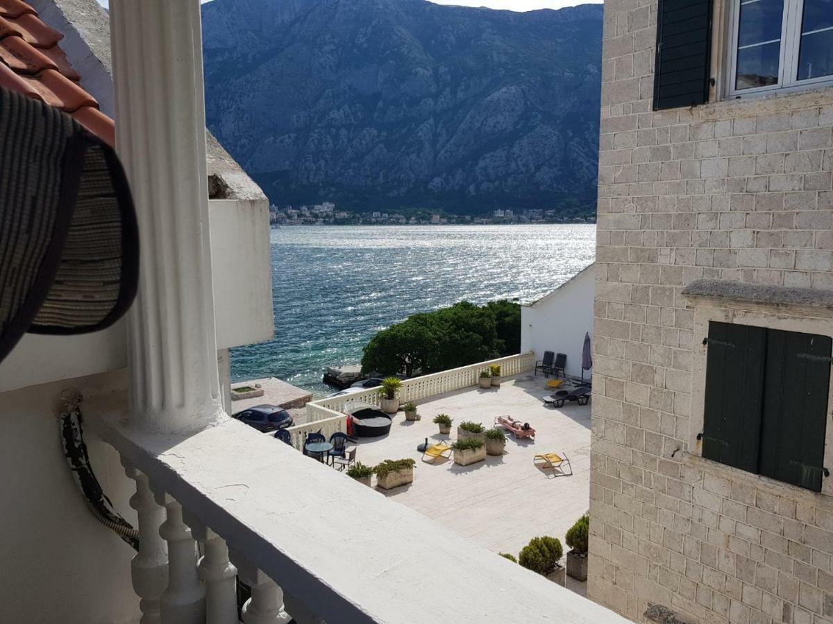 Apartments Sovran Vila Marija Prčanj 外观 照片